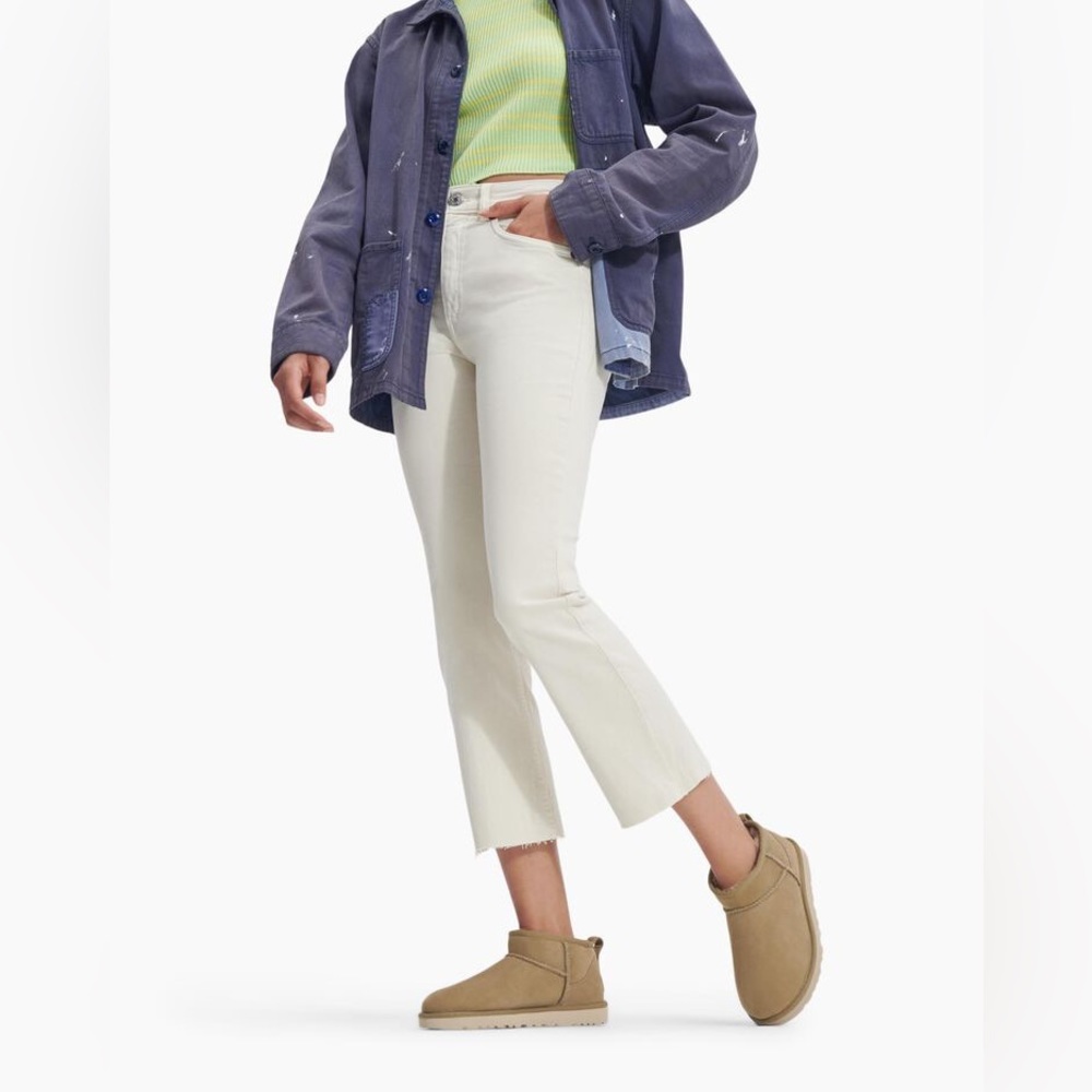 UGG ultra mini “tomatillo” **size W7**